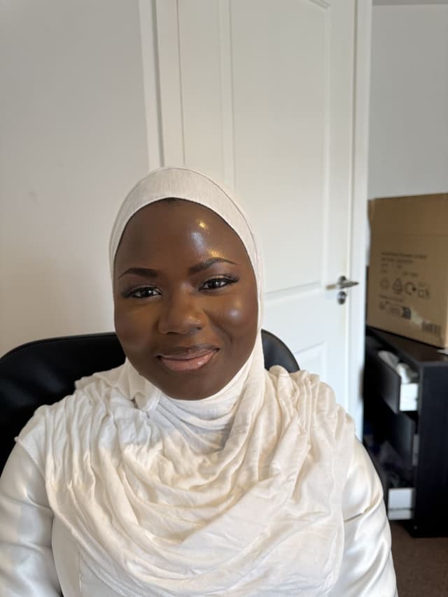 Soft glam look by Bimbs Artistry