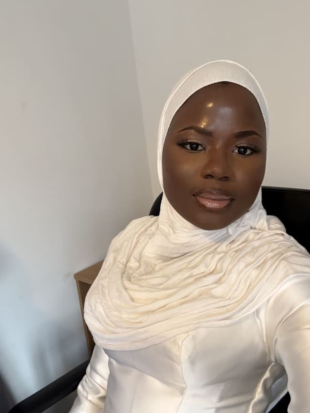 Soft glam look by Bimbs Artistry